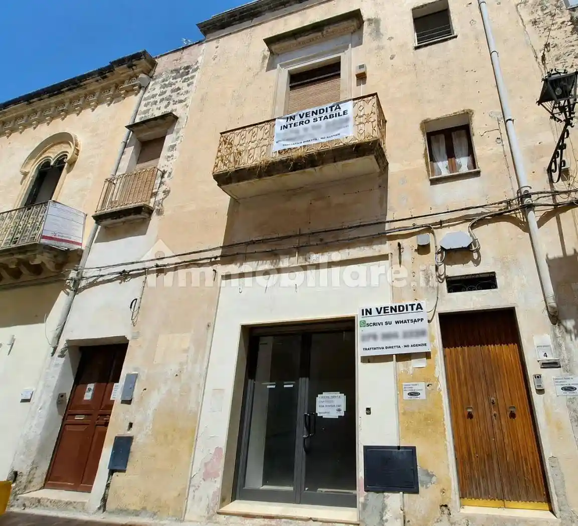 Palazzo - Edificio in vendita a Nardò