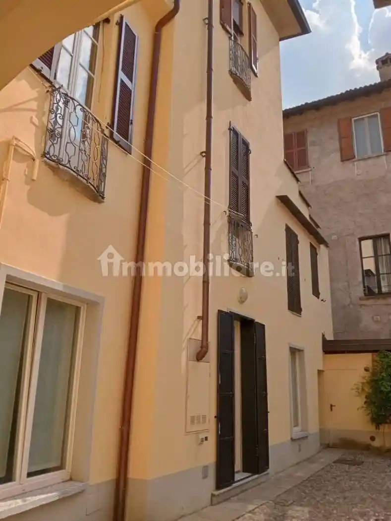 Appartamento in vendita a Como