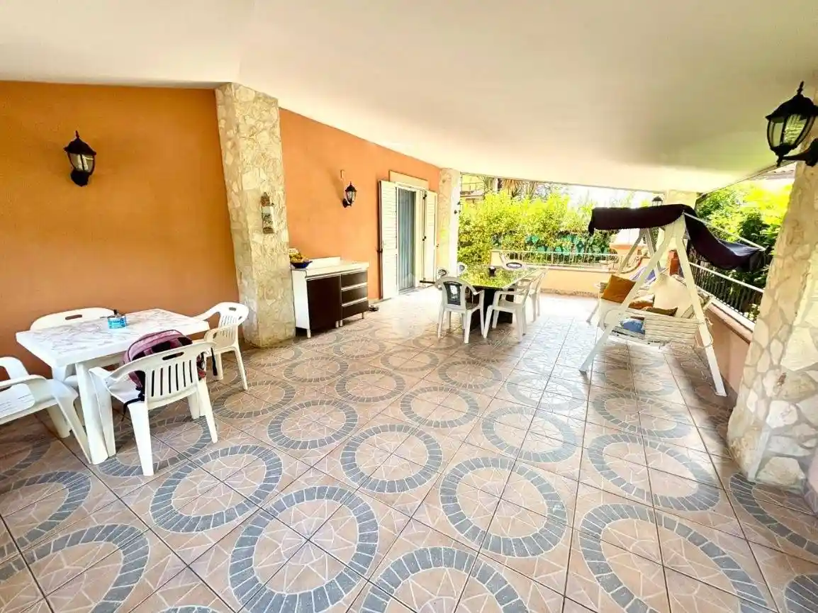 Villa in vendita a Lamezia Terme