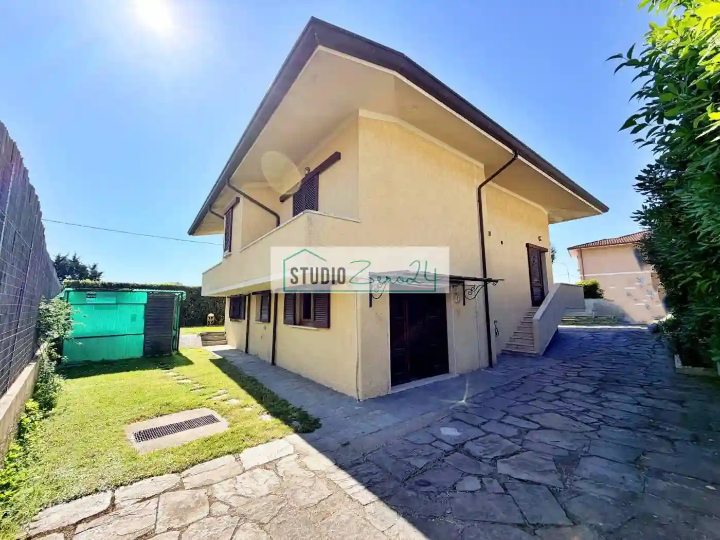 Villa - foto 2