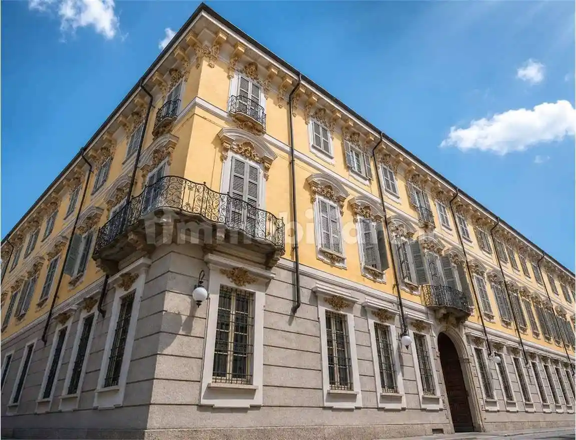 Appartamento in vendita a Novara