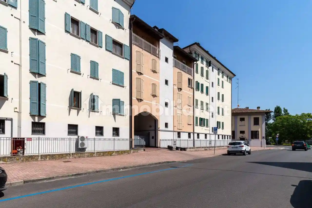Appartamento in vendita a Parma