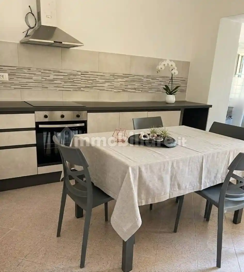 Appartamento in affitto a Carrara