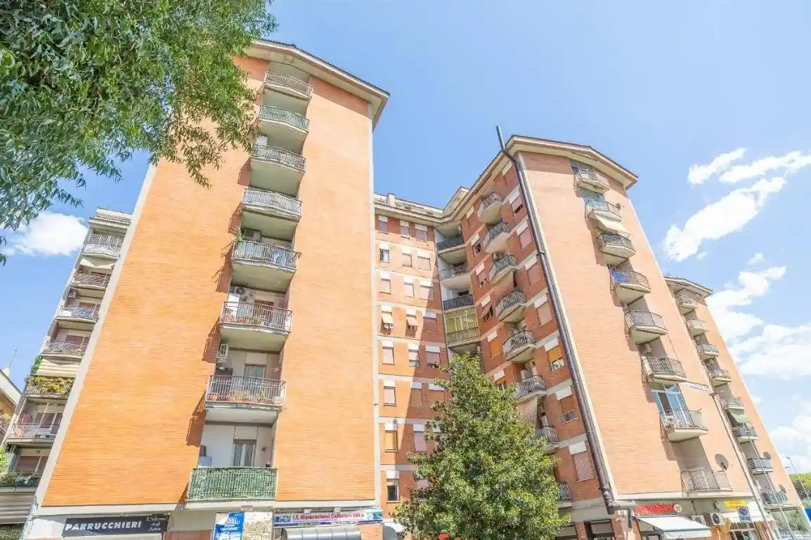Appartamento in vendita a Guidonia Montecelio