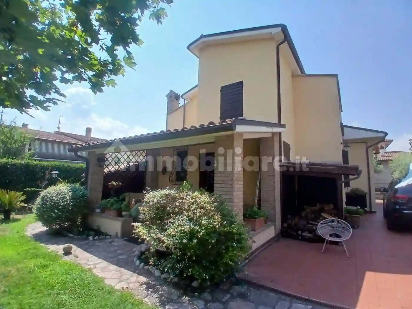 Villa - foto 2