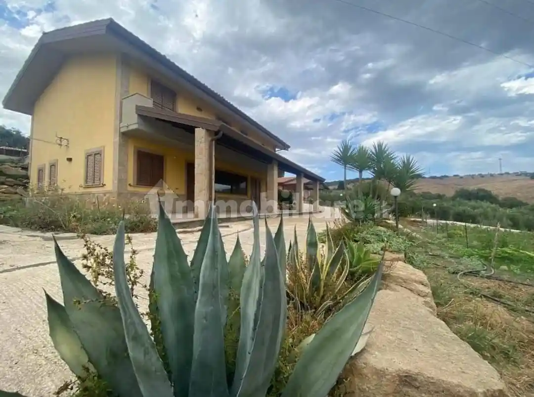Villa in vendita a Carlentini