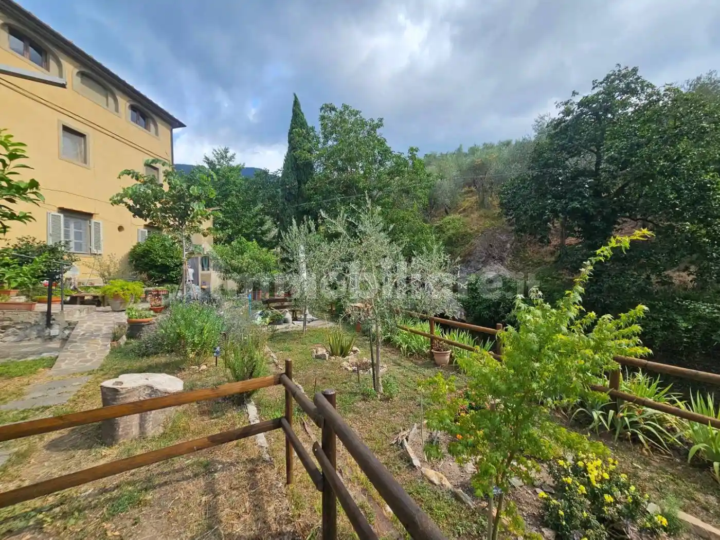 Appartamento in vendita a Calci