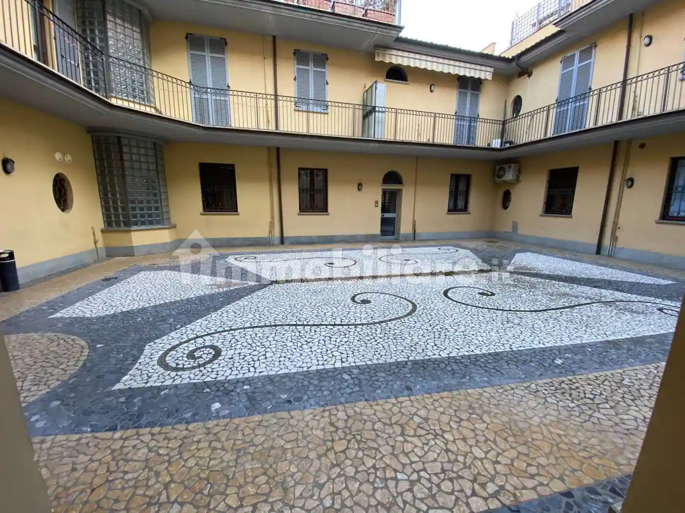 Appartamento in vendita a Voghera