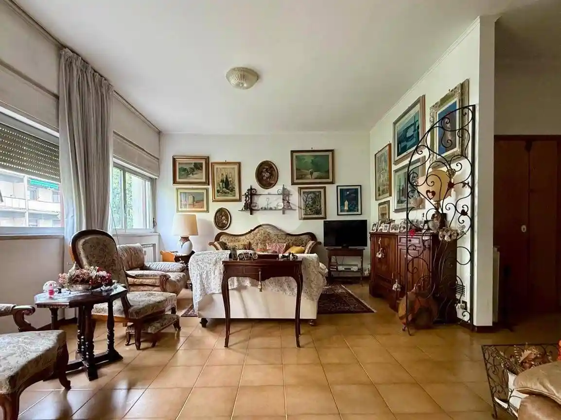 Appartamento in vendita a Firenze