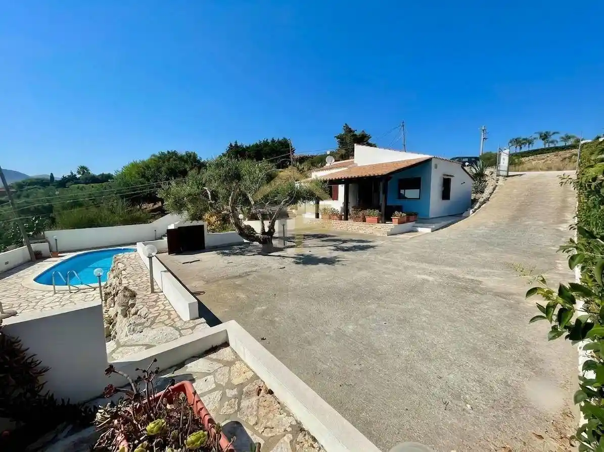 Villa in vendita a Castellammare del Golfo