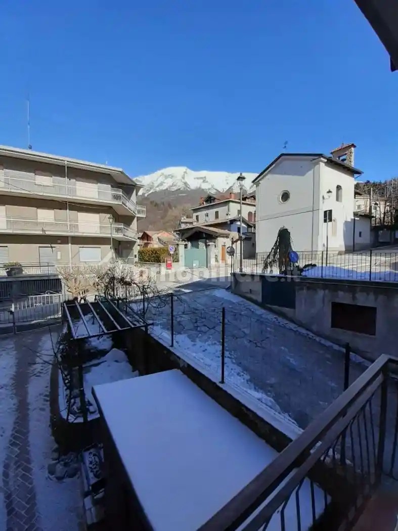 Appartamento in affitto a Cremeno