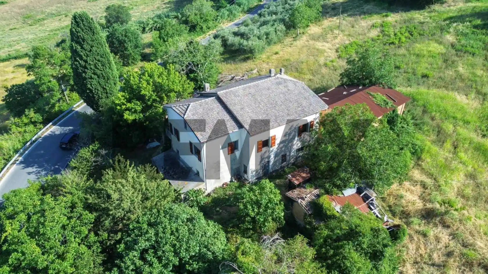 Rustico - Casale in vendita a Cingoli