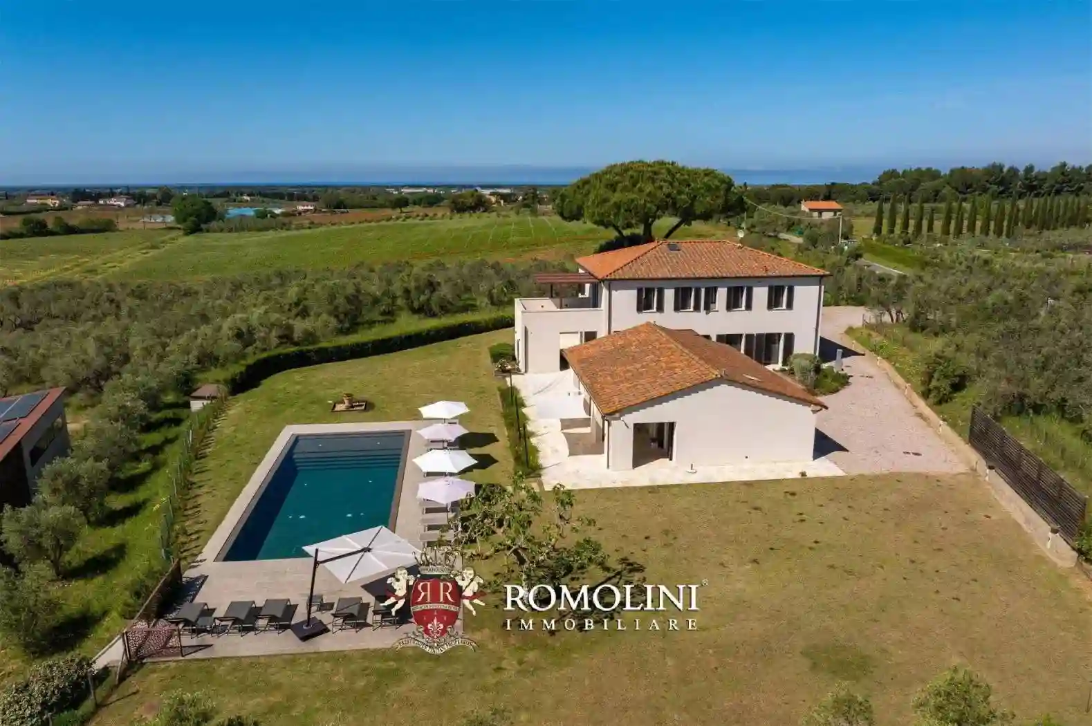 Villa - foto 2