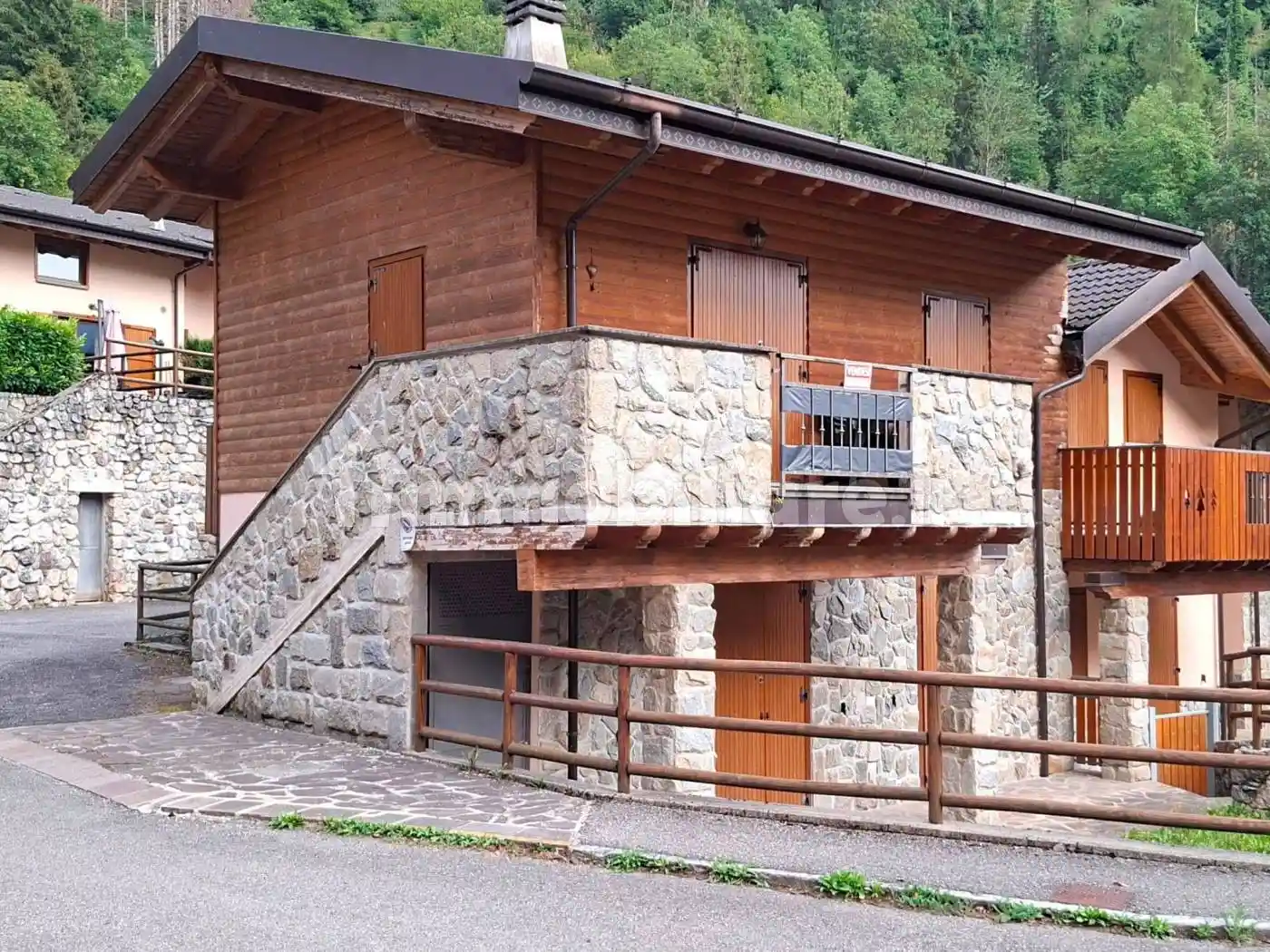 Appartamento in vendita a Isola di Fondra