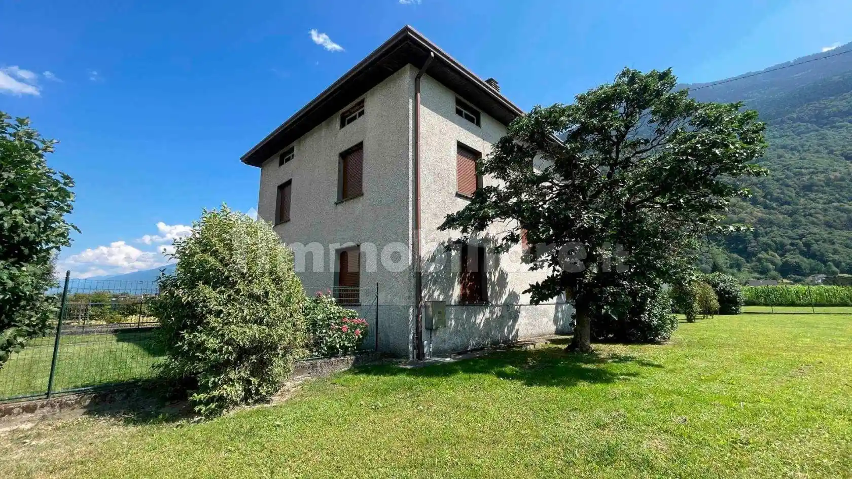 Villa in vendita a Colorina