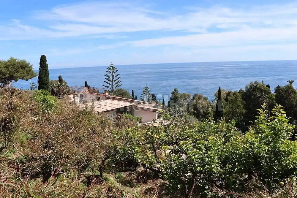Villa in vendita a Bordighera