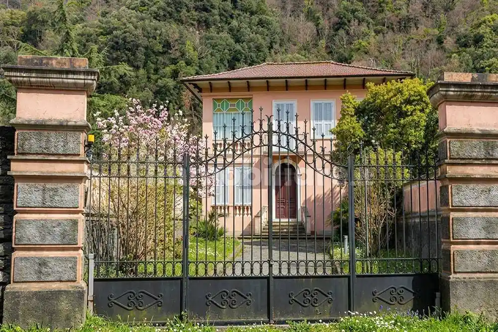 Villa in vendita a Pigna