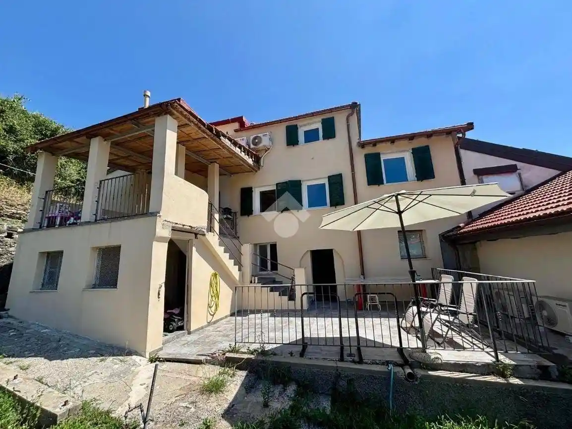 Appartamento in vendita a Sant'Olcese