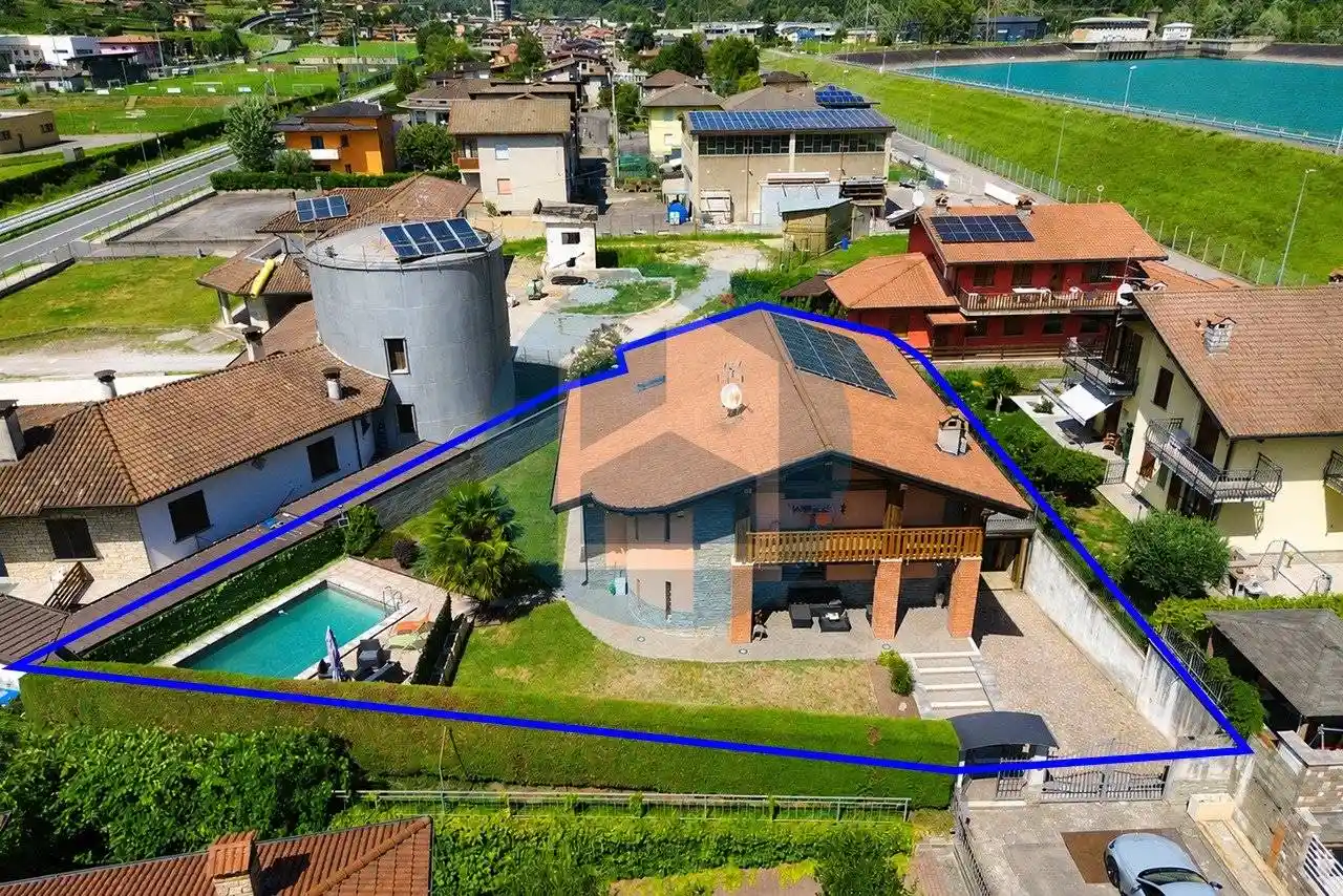 Villa in vendita a Sellero