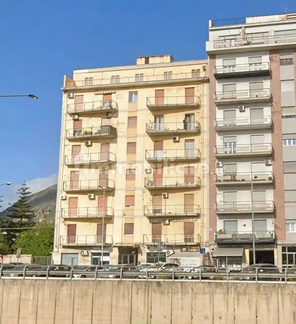Appartamento in vendita a Palermo
