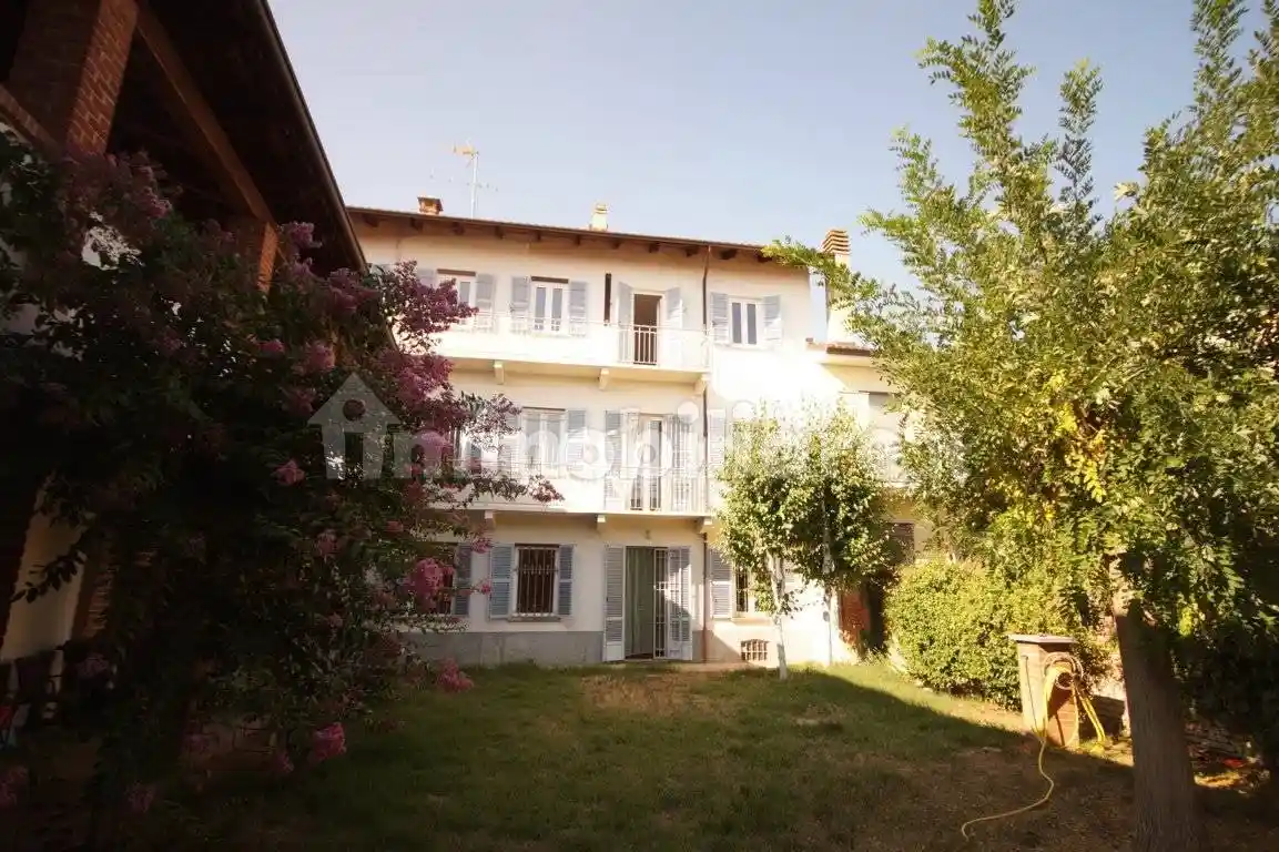 Villa in vendita a Buttigliera d'Asti