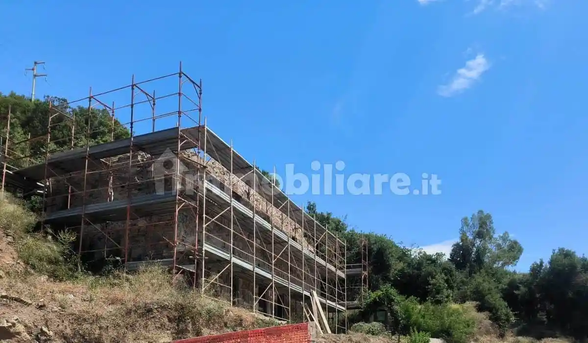 Rustico - Casale in vendita a Rio