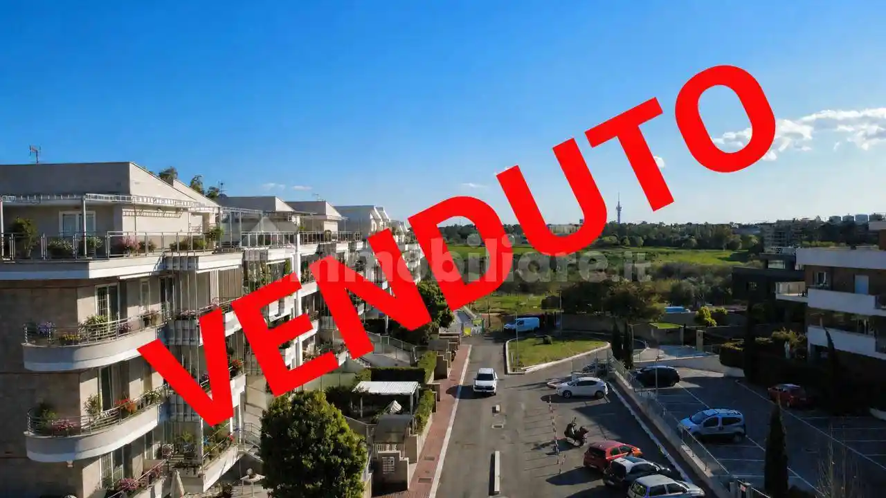 Appartamento in vendita a Roma