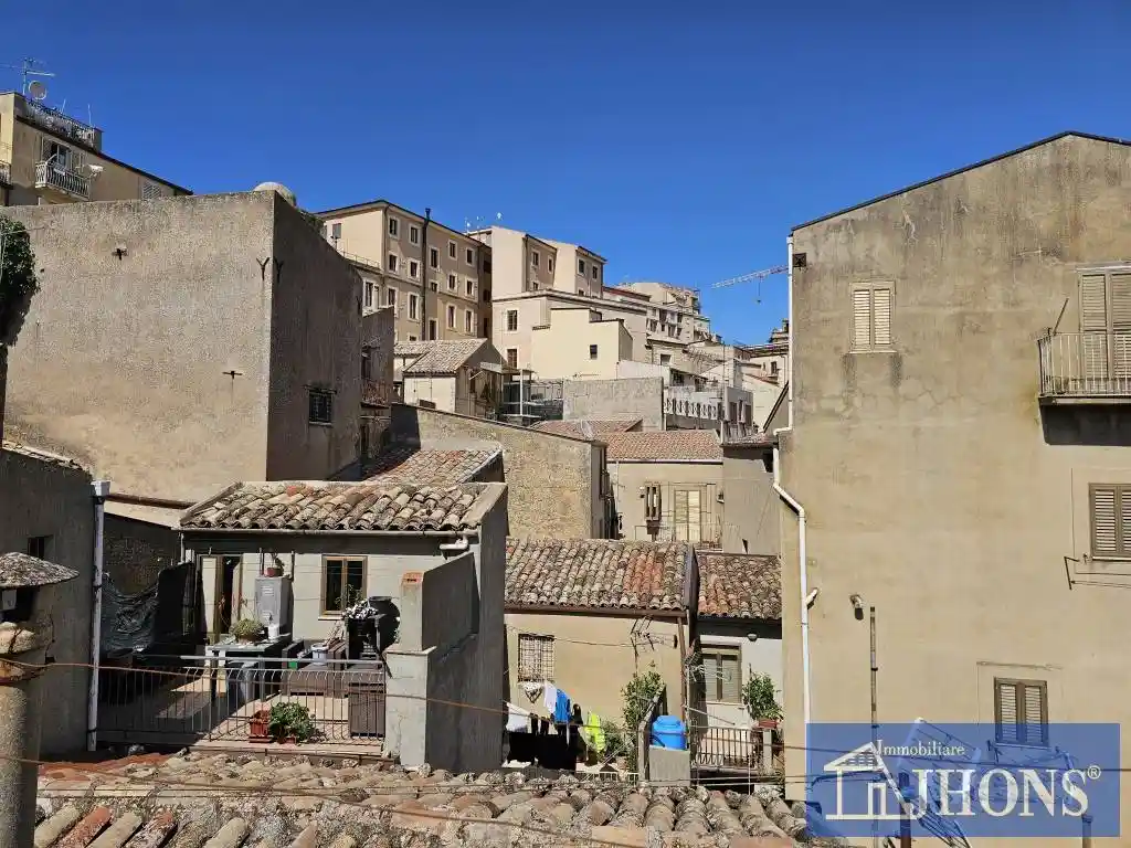Casa indipendente in vendita a Enna