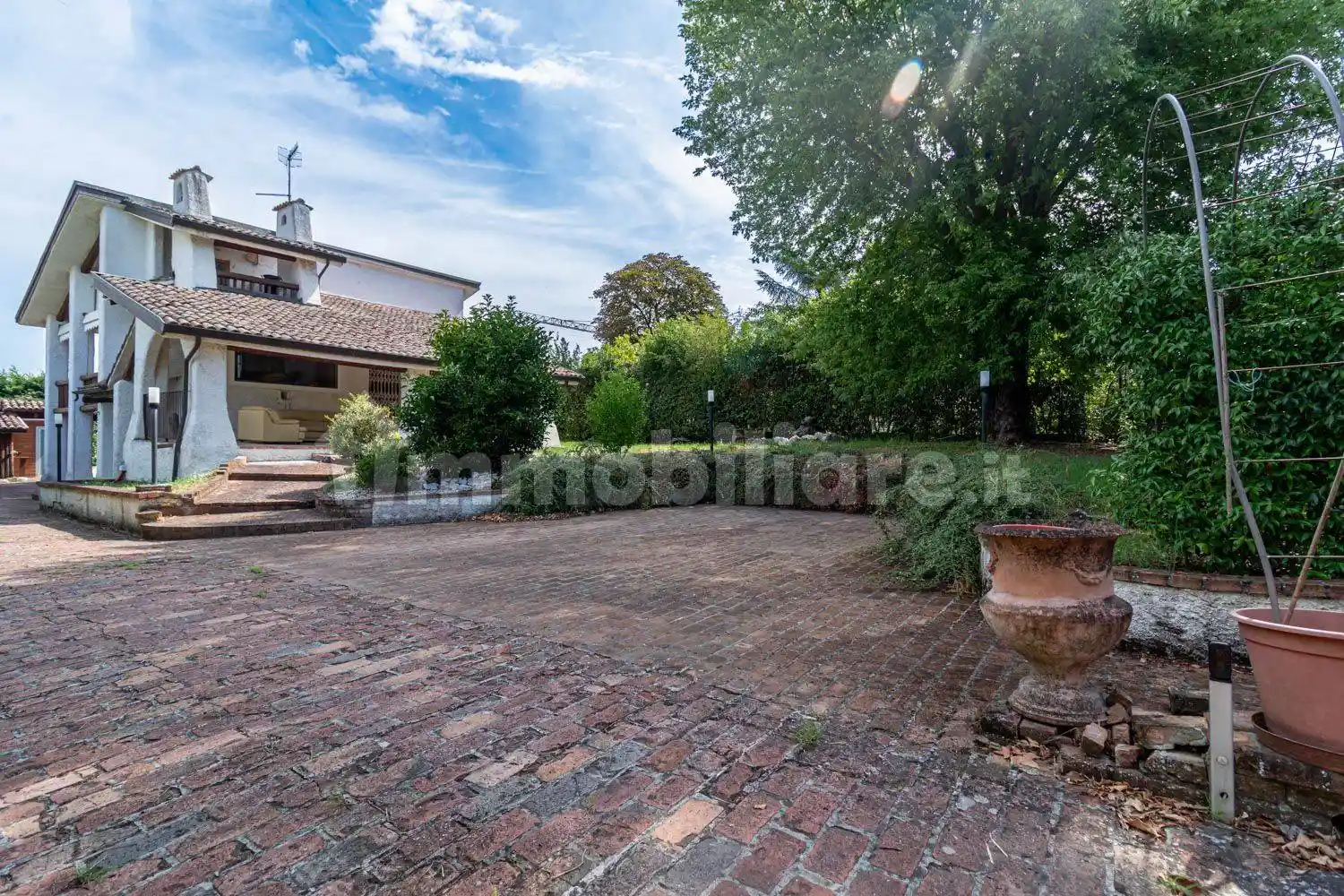 Villa in vendita a Lesignano de' Bagni