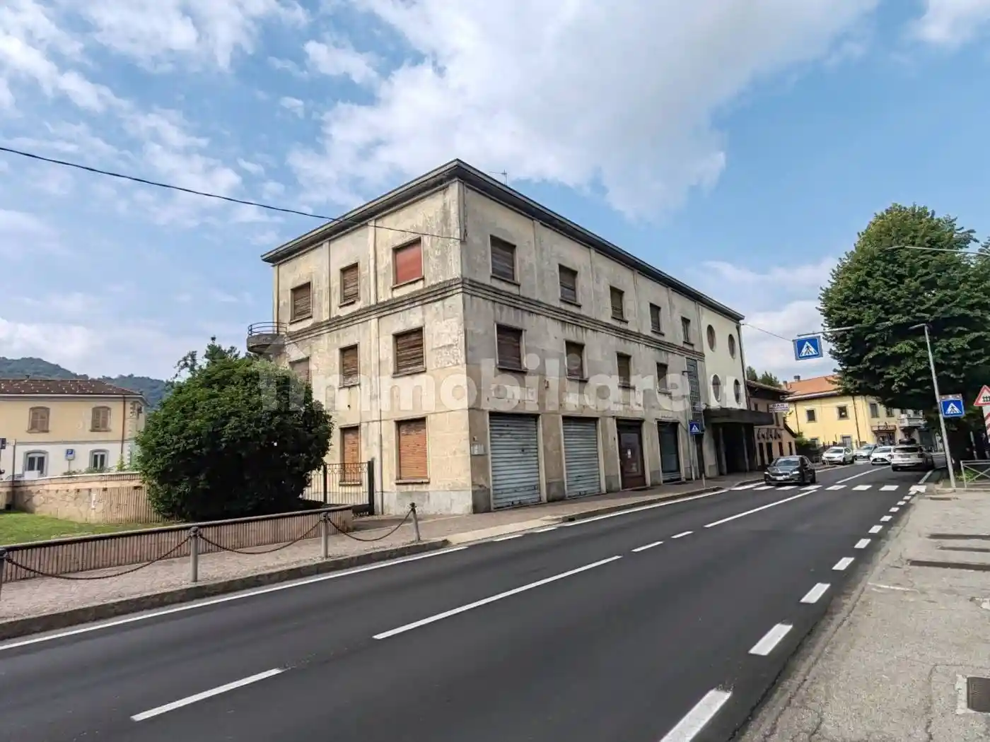 Palazzo - Edificio in vendita a Cisano Bergamasco