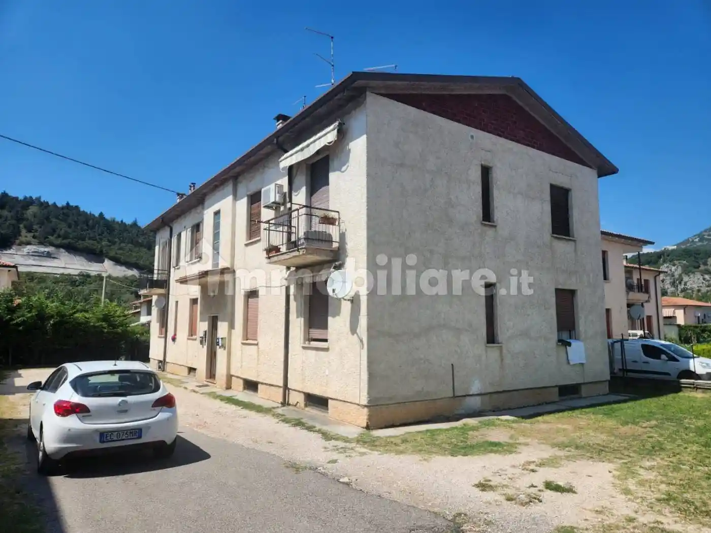 Appartamento in vendita a Dolcè