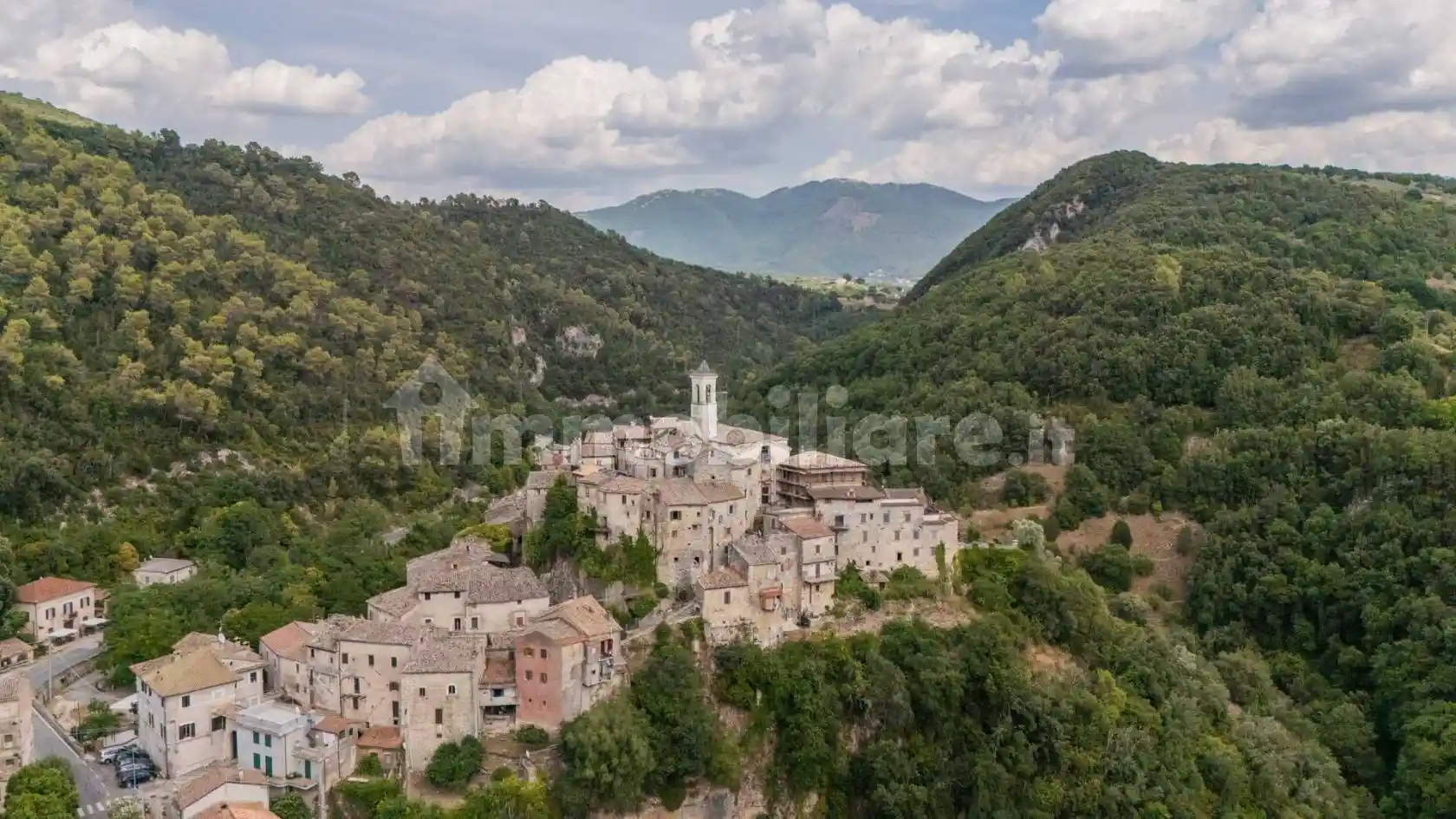 Casa indipendente in vendita a Torri in Sabina