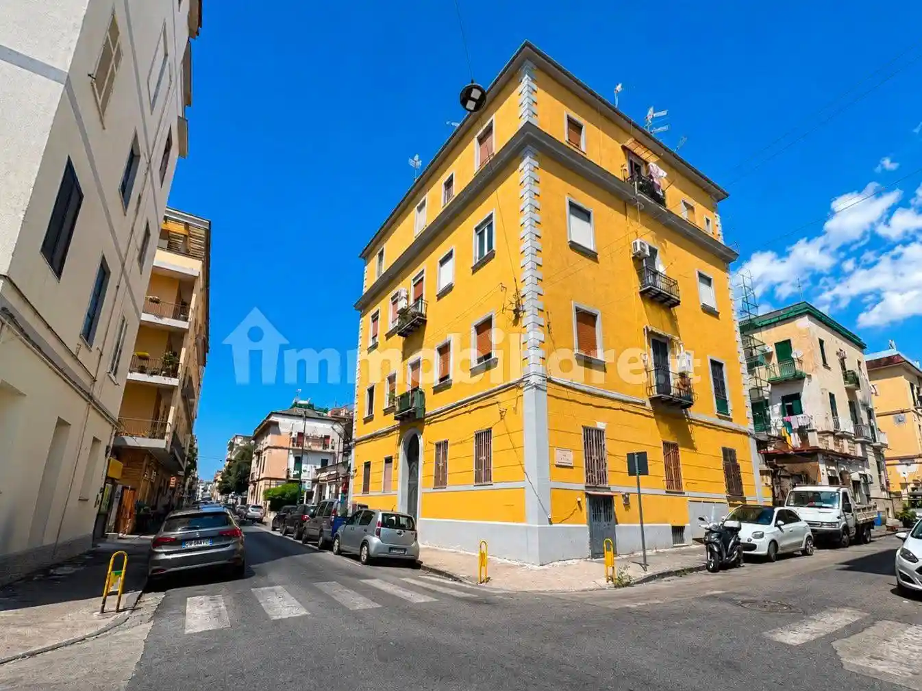 Appartamento in vendita a Napoli