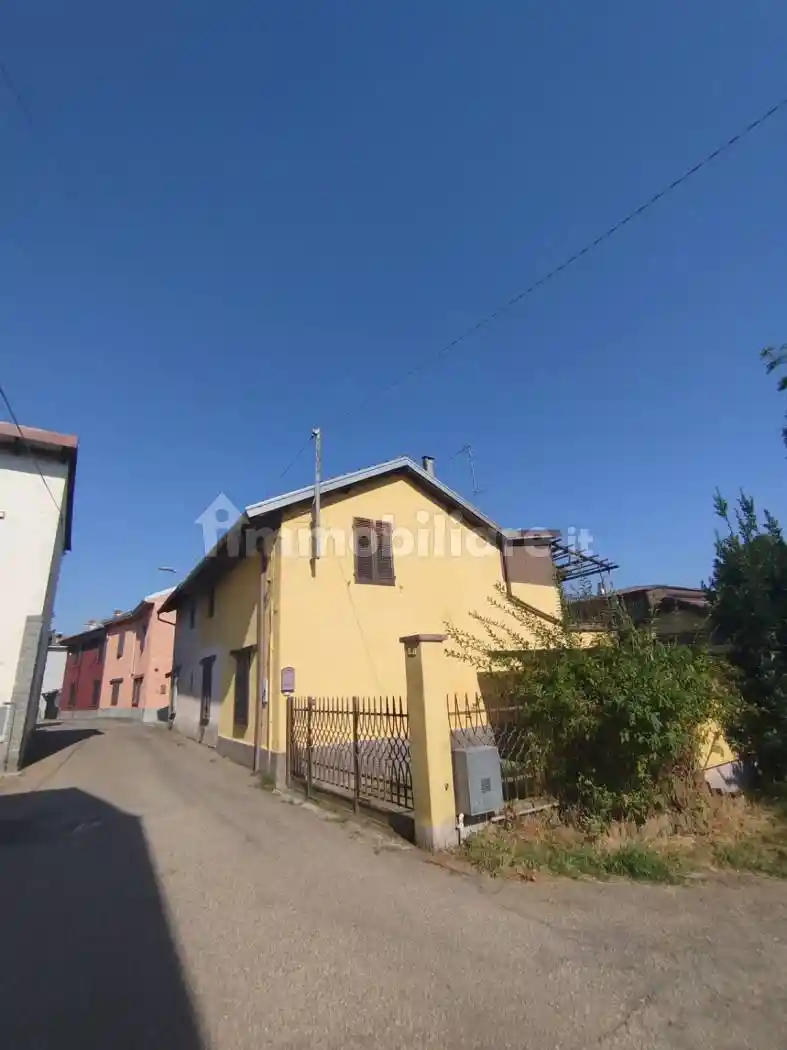 Villa in vendita a Granozzo con Monticello