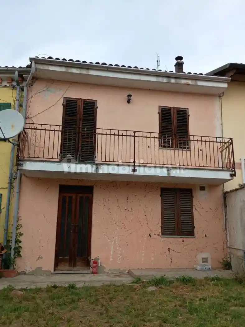 Casa indipendente in vendita a Castello di Annone