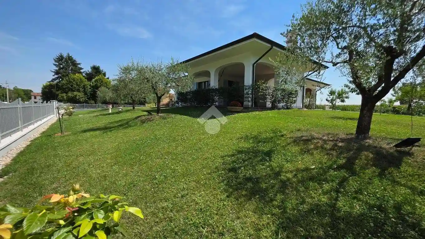 Villa - foto 5