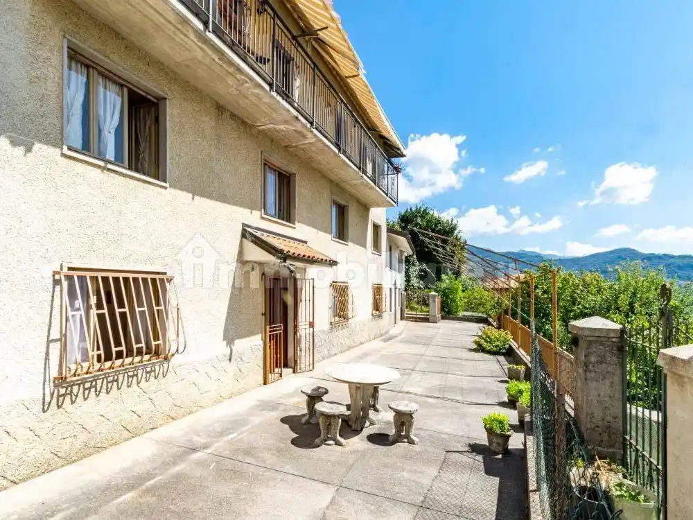 Appartamento in vendita a Sant'Omobono Terme