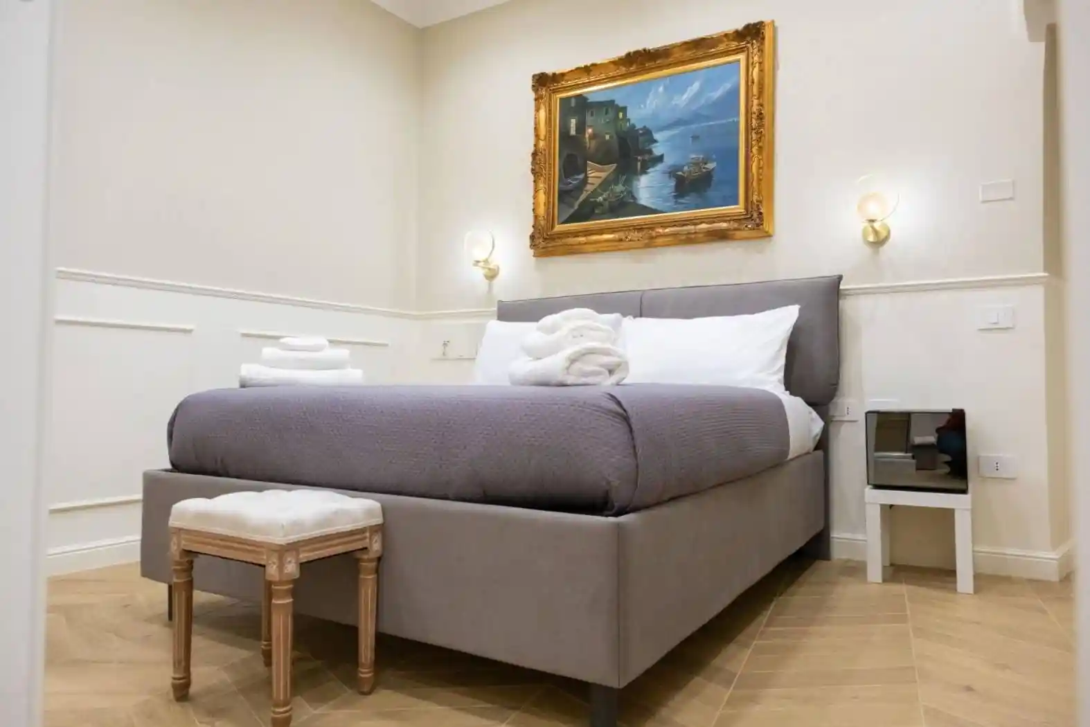 Appartamento in vendita a Napoli