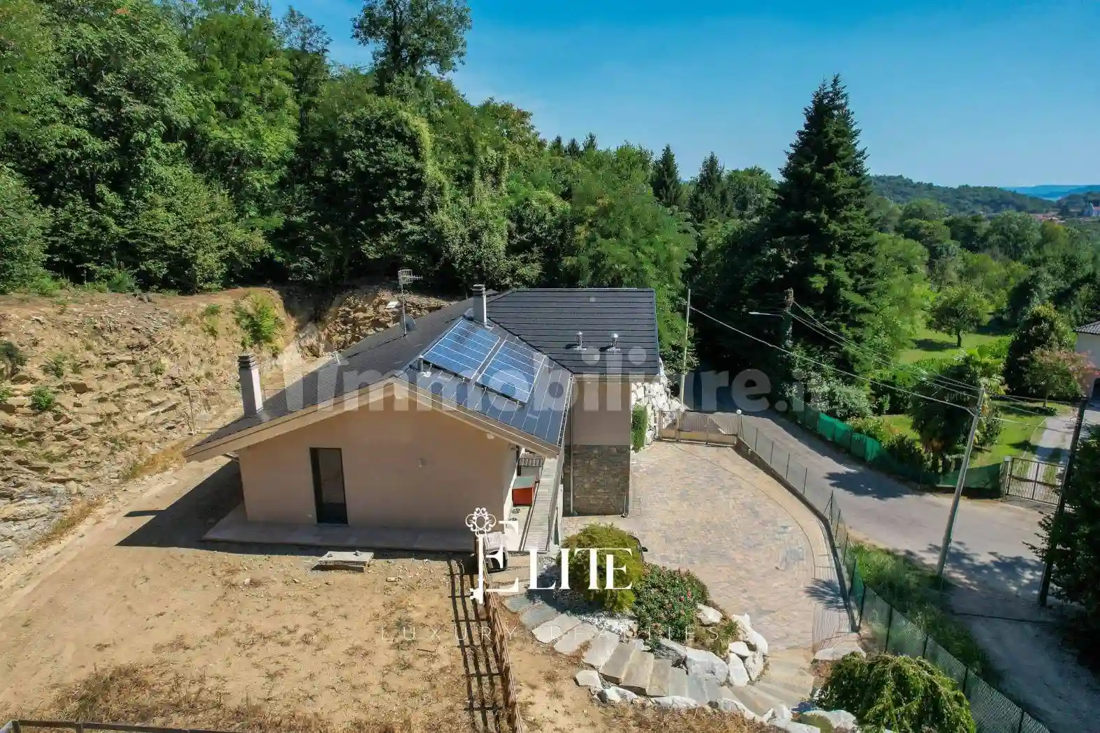 Villa - foto 2