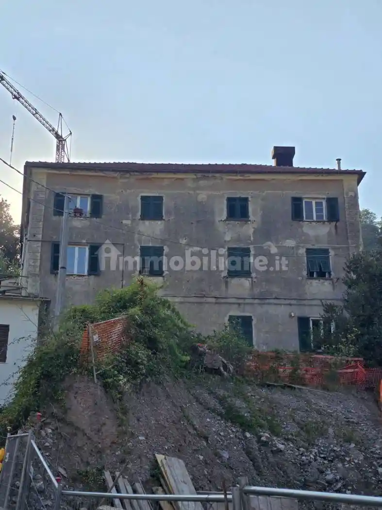 Casa indipendente in vendita a Genova