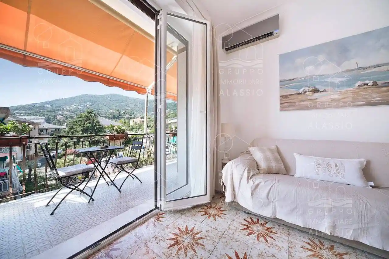 Appartamento in affitto a Alassio