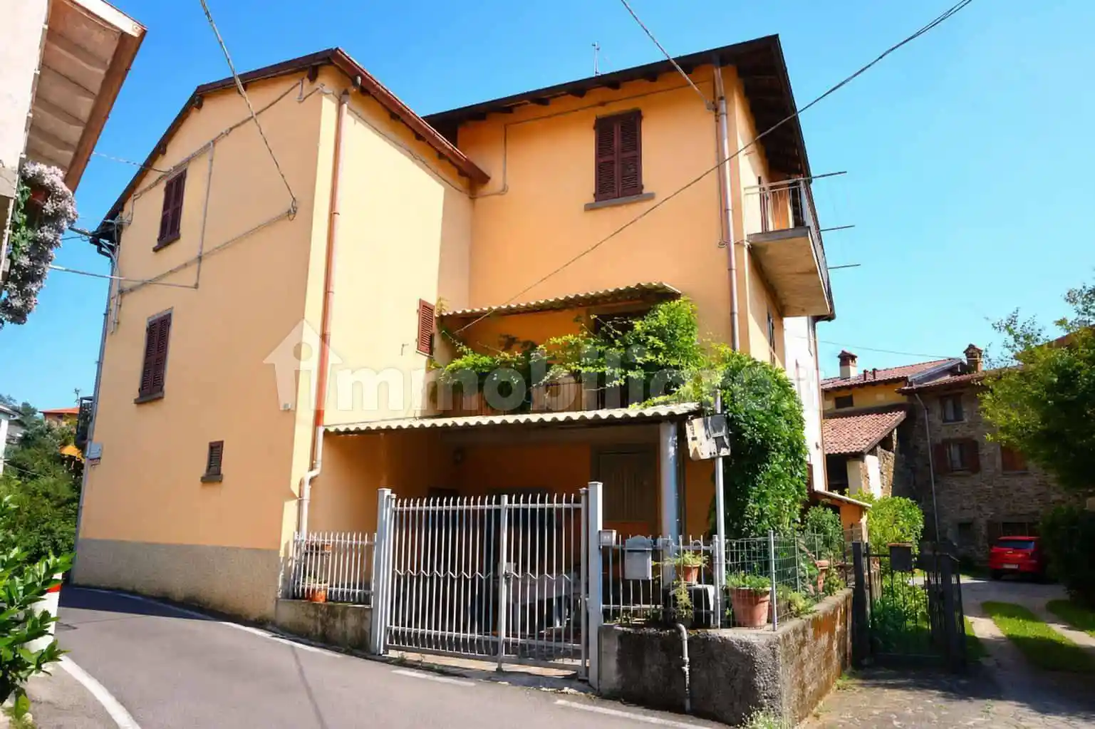 Casa indipendente in vendita a Sotto il Monte Giovanni XXIII