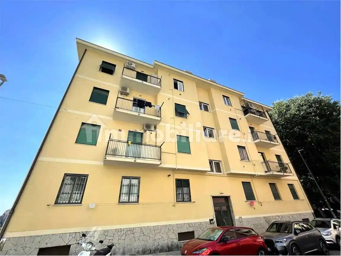Appartamento in vendita a Genova
