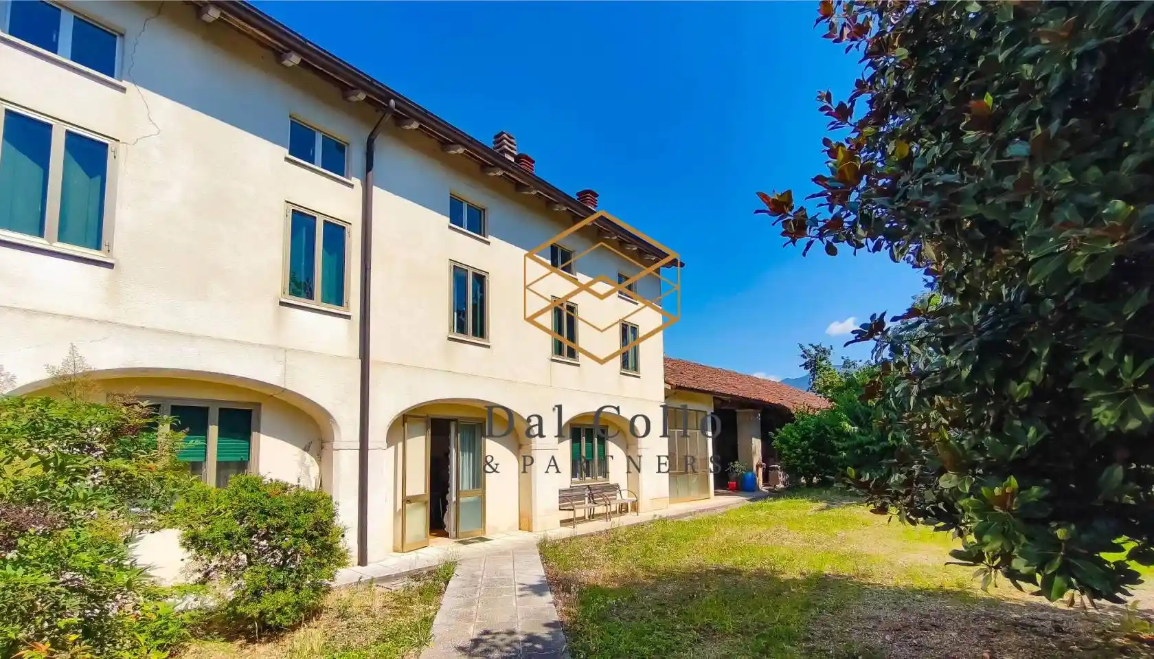 Rustico - Casale in vendita a Schio