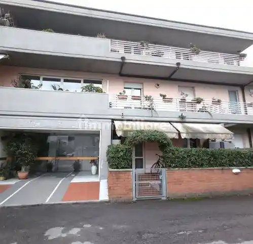 Appartamento in vendita a Viareggio