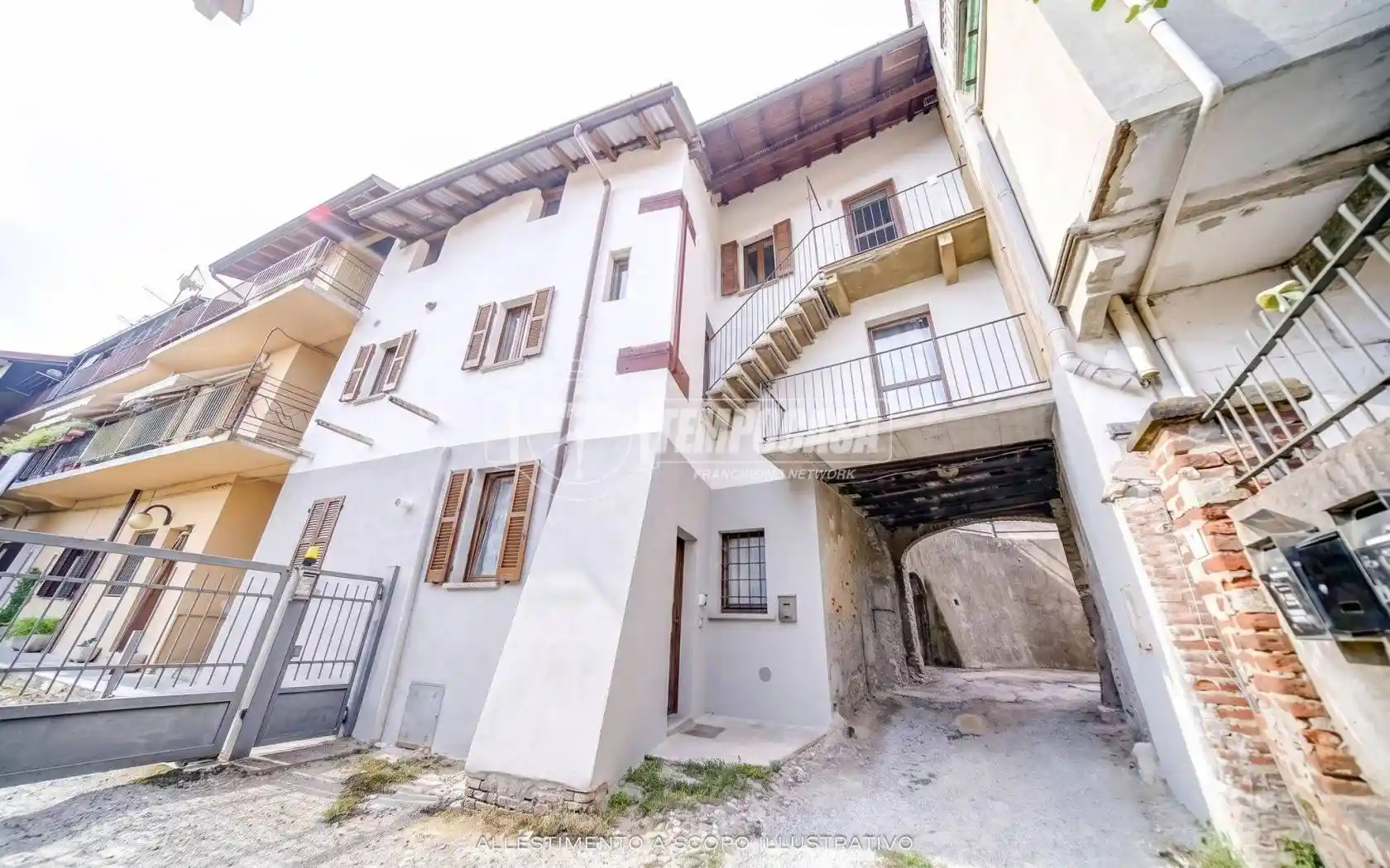 Casa indipendente in vendita a Solbiate Arno