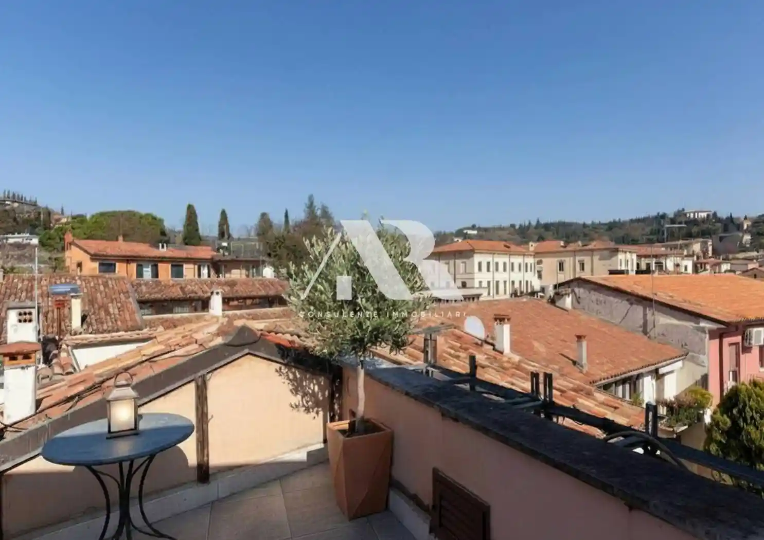 Appartamento in vendita a Verona