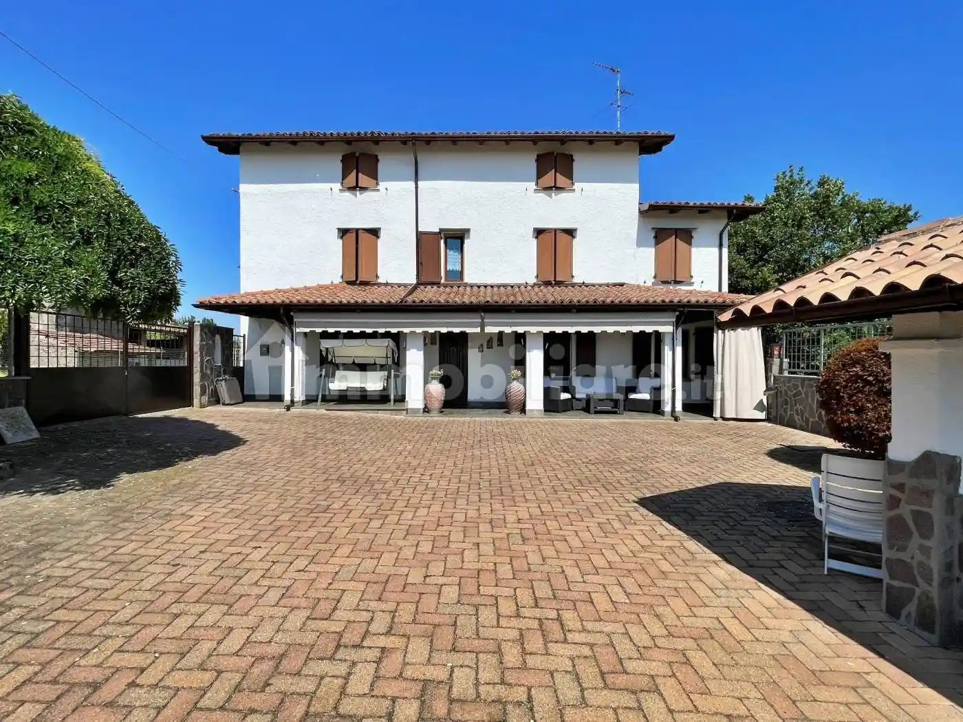 Villa in vendita a Rovescala