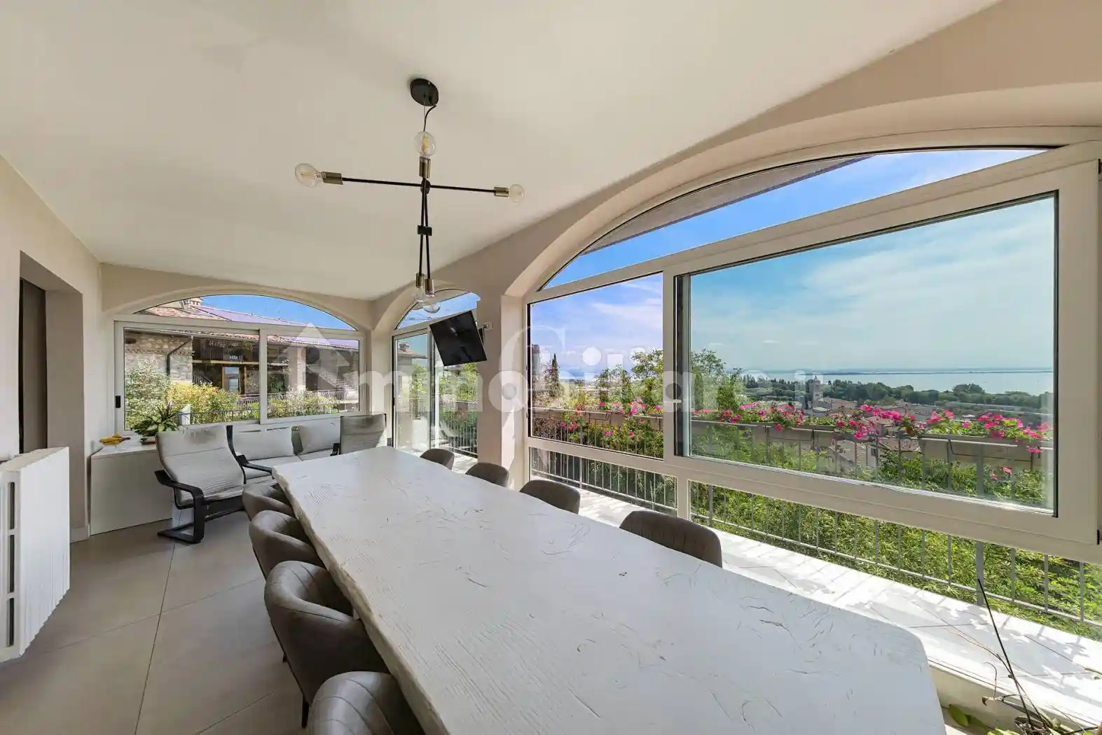 Villa in vendita a Padenghe sul Garda