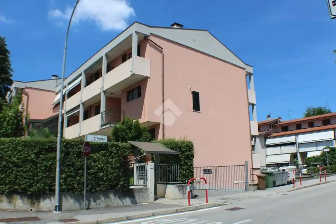 Appartamento in vendita a Malnate